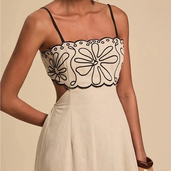 Dresses & Skirts - Cutout Waist Floral Line Pattern Dress Apricot